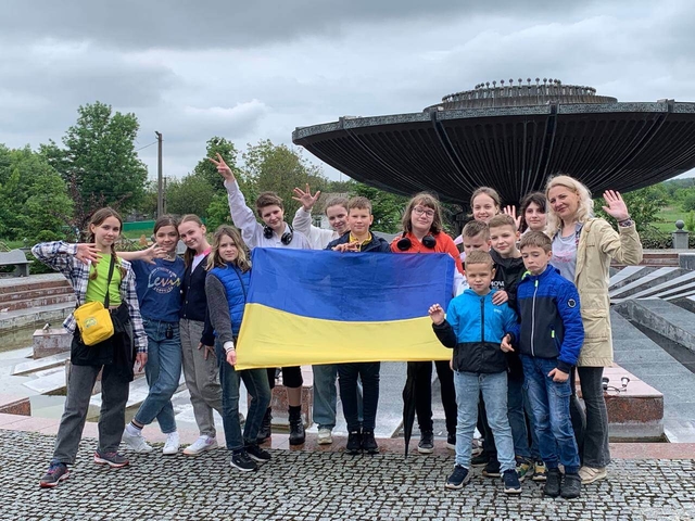 зображення дітей на відпочинку