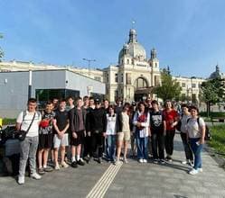 hero-tours